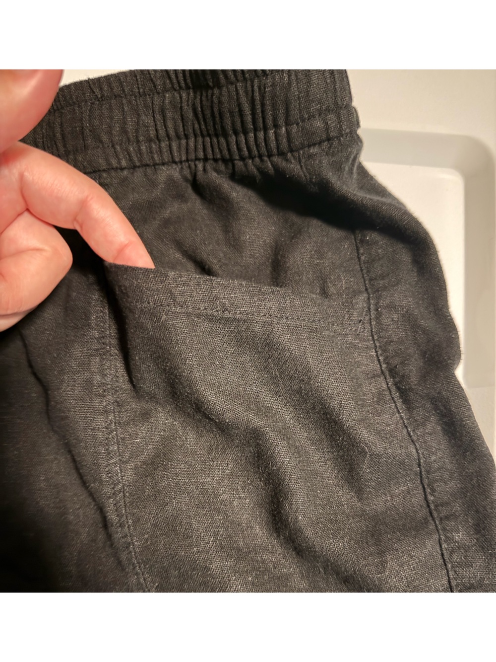 Old Navy Black Drawstring Casual Shorts - Picture 4 of 6